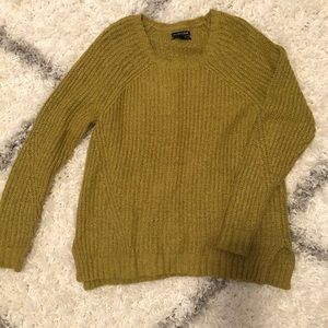 American Eagle amazing soft sweater